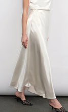 Load image into Gallery viewer, Paige Skirt - Pearl