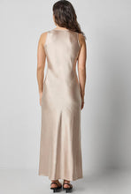 Load image into Gallery viewer, Angora Maxi