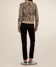 Load image into Gallery viewer, Gisela Leopard Sweater