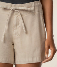Load image into Gallery viewer, Katie Shorts - Sand