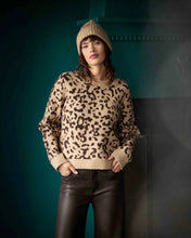 Load image into Gallery viewer, Gisela Leopard Sweater