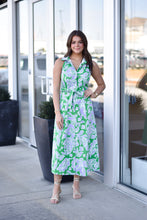 Load image into Gallery viewer, Petals Halter Shirtdress
