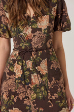 Load image into Gallery viewer, Lavena Dress
