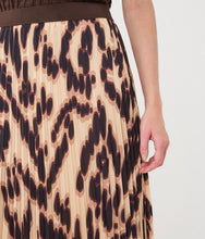 Load image into Gallery viewer, Embrace Pleated Skirt
