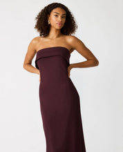 Load image into Gallery viewer, Roslynn Dress
