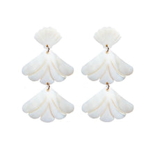Load image into Gallery viewer, Shell Drop Earring
