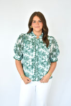 Load image into Gallery viewer, Meadow Floral Top
