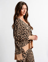 Load image into Gallery viewer, Wagner Sweater - Leopard
