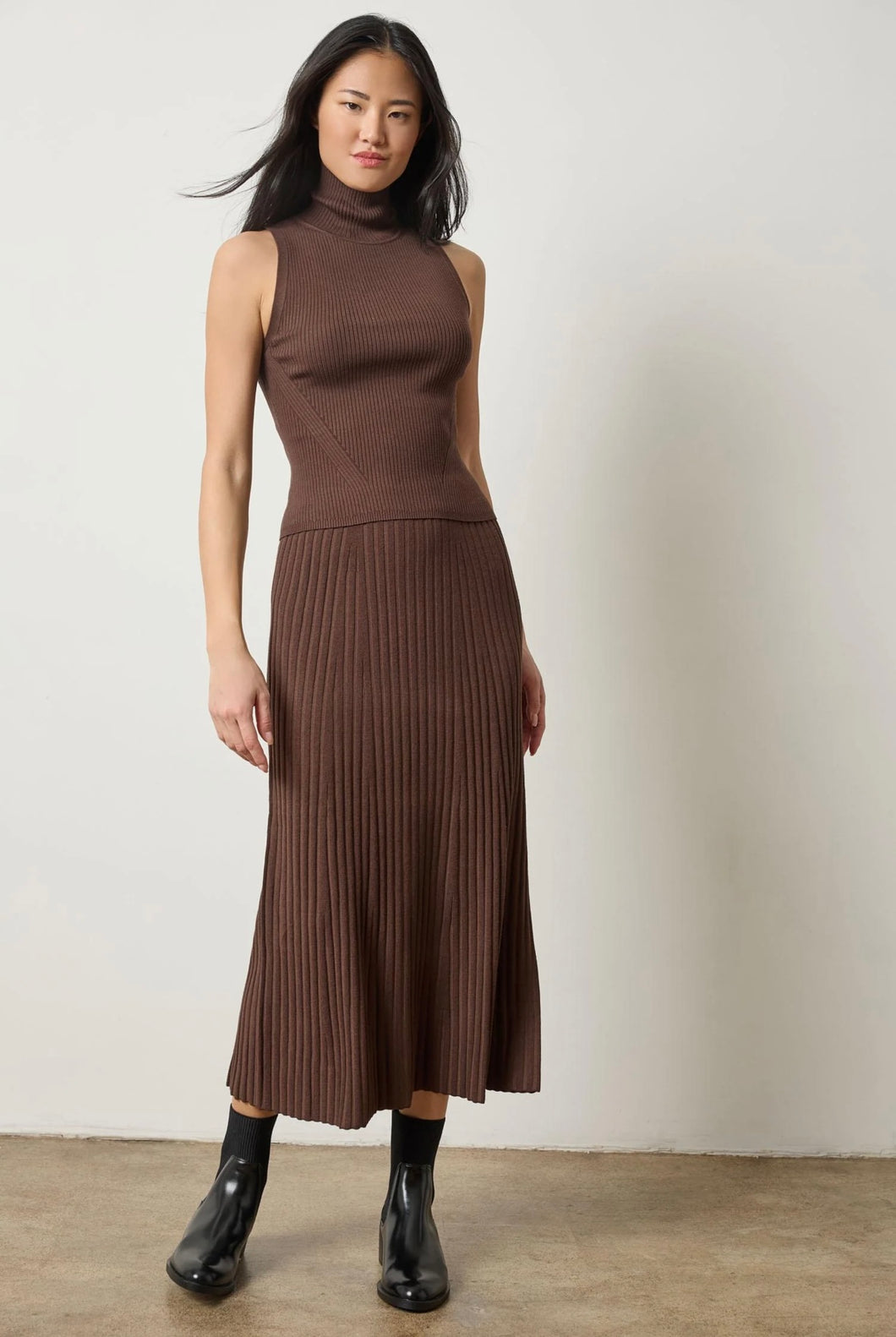 Straight Rib Skirt - Chocolate