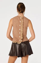 Load image into Gallery viewer, Pernille Camel Sweater
