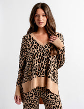Load image into Gallery viewer, Wagner Sweater - Leopard
