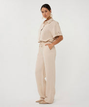 Load image into Gallery viewer, Crinkle Trouser - Sand
