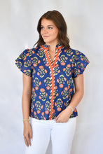 Load image into Gallery viewer, Flutter Floral Top
