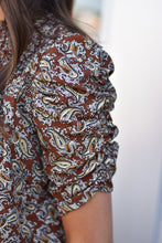 Load image into Gallery viewer, Paisley Ruched Top
