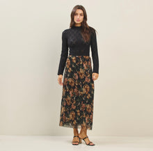 Load image into Gallery viewer, Metallic Floral Skirt
