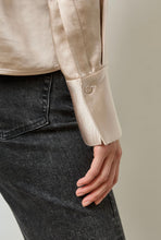 Load image into Gallery viewer, Angora Button Down
