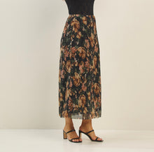 Load image into Gallery viewer, Metallic Floral Skirt
