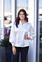 Load image into Gallery viewer, Rhinestones Blouse
