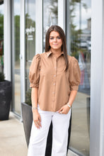 Load image into Gallery viewer, Jade Blouse - Camel
