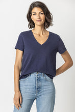 Load image into Gallery viewer, Navy Back Seam Tee
